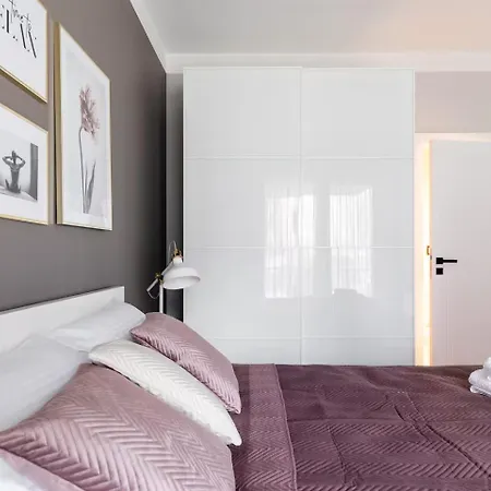 Pink Boutique 60m2 & Garage Appartamento