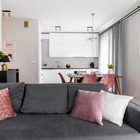Pink Boutique 60m2 & Garage Apartamento