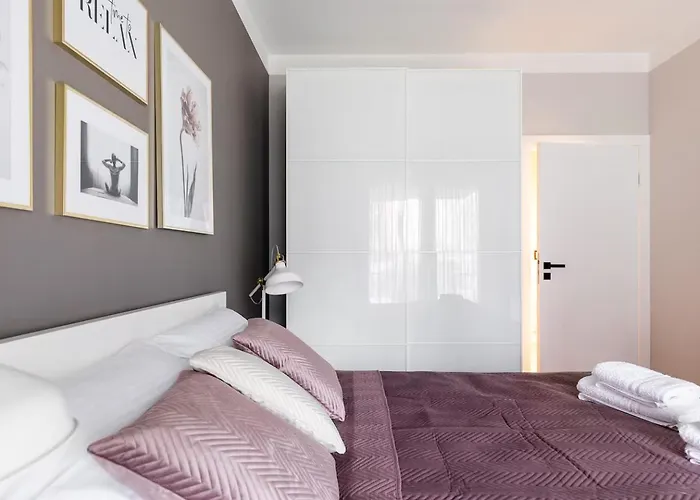 Pink Boutique 60m2 & Garage Apartman