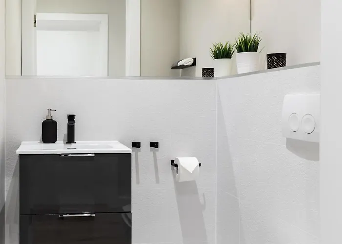 Pink Boutique 60m2 & Garage * Krakkó