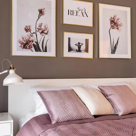 Pink Boutique 60m2 & Garage *