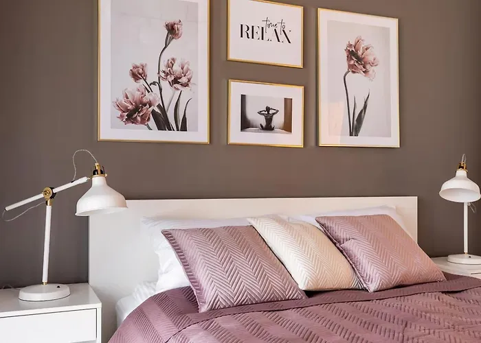 Pink Boutique 60m2 & Garage *